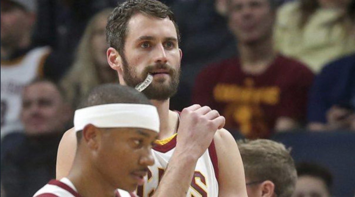 巴萨发出黄色警报：与法兰克福的复仇之战（巴萨拉响黄警：对阵法兰克福的复仇之役）