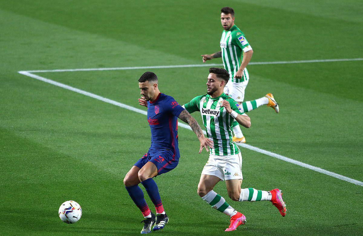 艾顿：雷迪克从不畏惧逆境 他展现出的韧性会带动每个人提升强度（艾顿：雷迪克无惧逆境 他的坚韧激励全队提升强度）