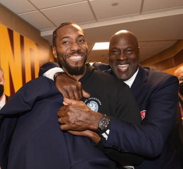 穆里尼奥，安切洛蒂和瓜迪奥拉的最佳阵容！来场三强...（三大名帅最佳阵容揭晓：穆里尼奥、安切洛蒂、瓜迪奥拉上演三强对决）