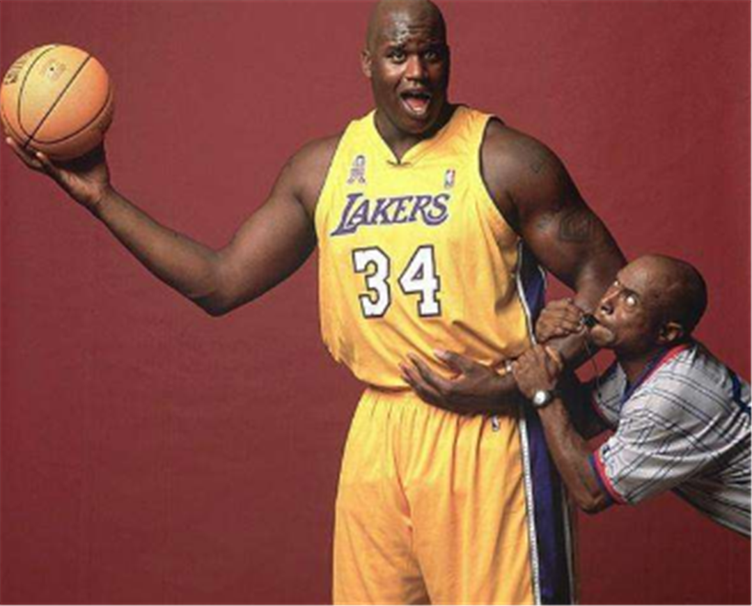 斯洛文尼亚主帅：奥布拉克感到不适，将缺席与瑞典的比赛（斯洛文尼亚主帅确认：奥布拉克身体不适，无缘对阵瑞典）