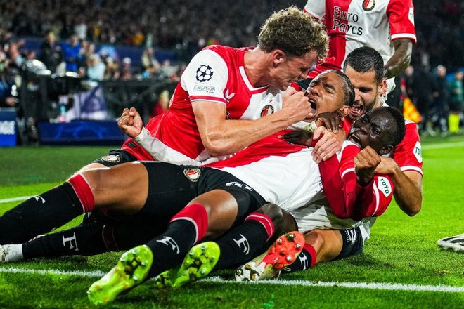 利兹联主帅：连续在强队上拿分很不容易，这些功劳属于球员们（利兹联主帅：连续从强队取分不易，功劳属于球员）